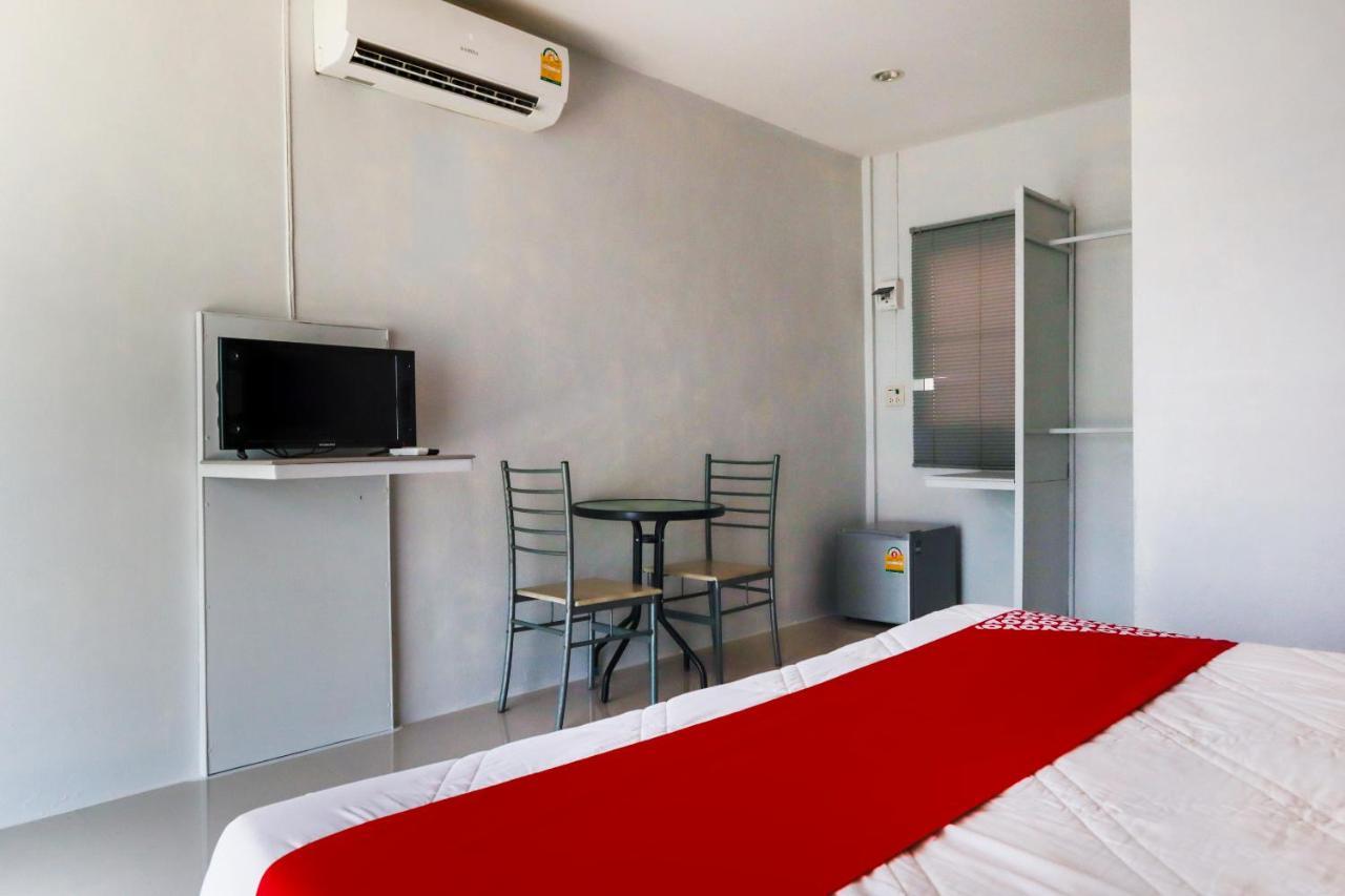 Oyo 1029 Os Rooms Nai Yang Beach Exterior foto